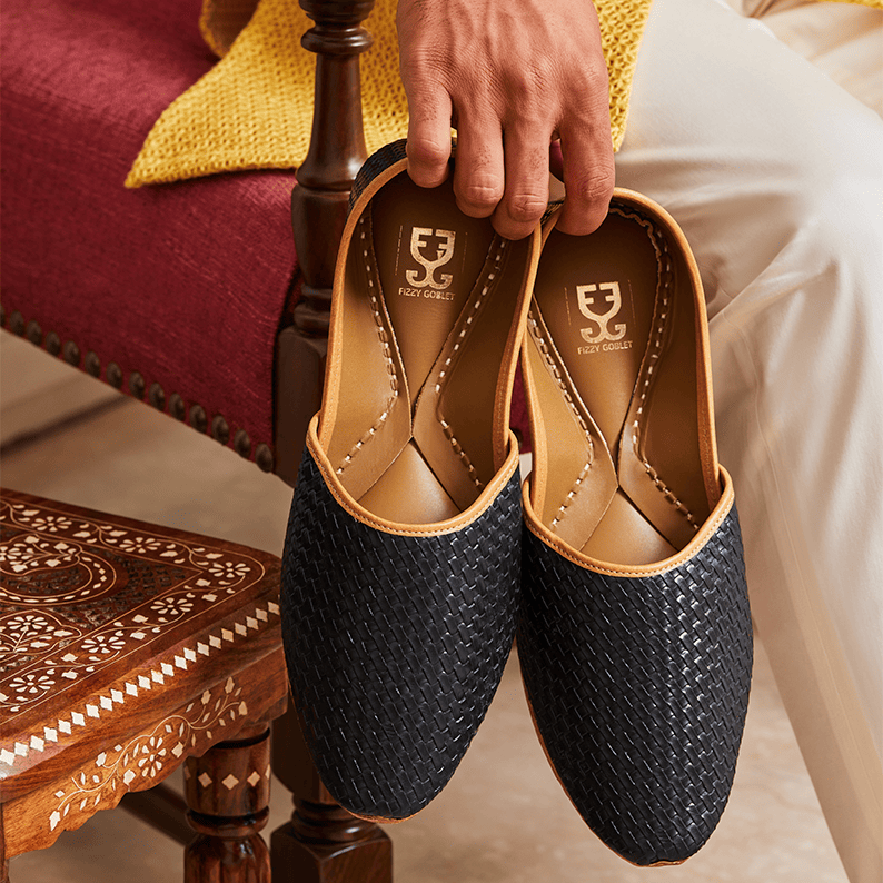 The Secret to Pulling Off the Perfect Sherwani Look? It’s All in the Juttis!