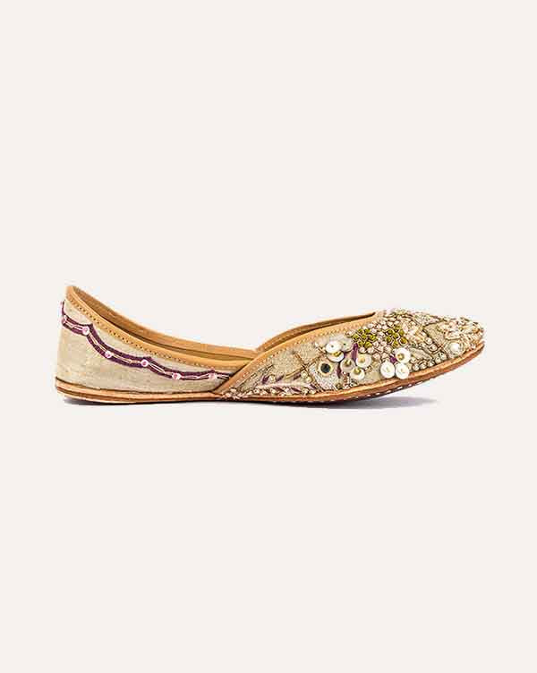 Seeker of Magic Juttis - Payal Singhal X Fizzy Goblet