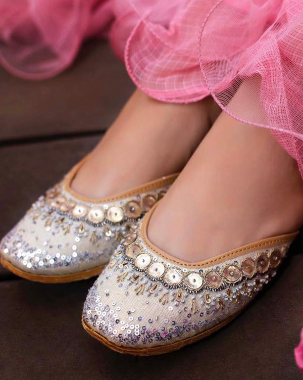 Pixie Dust Juttis - Silver & Gold